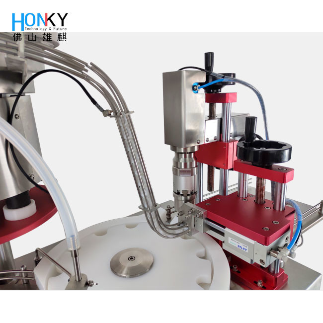Clean Workshop Using Desktop 30ml Diluent Liquid Filling And Capping Machine With Full Automatic Function For Lab Reagent